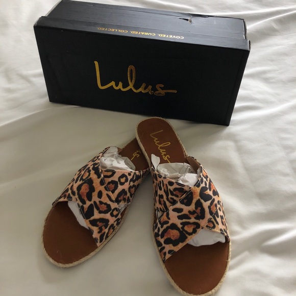 Lulus Shoes - Lulu’s Leopard Sandals NWT